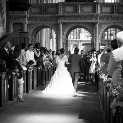 La mariée dans l'église