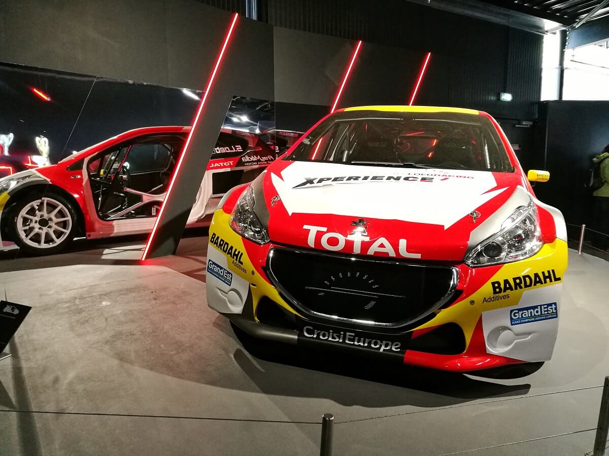 Futuroscope : voiture de Sébastien Loeb